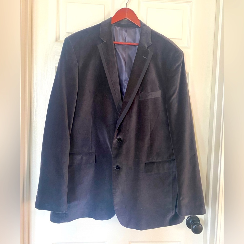 Kenneth Cole 2 button velour blazer.